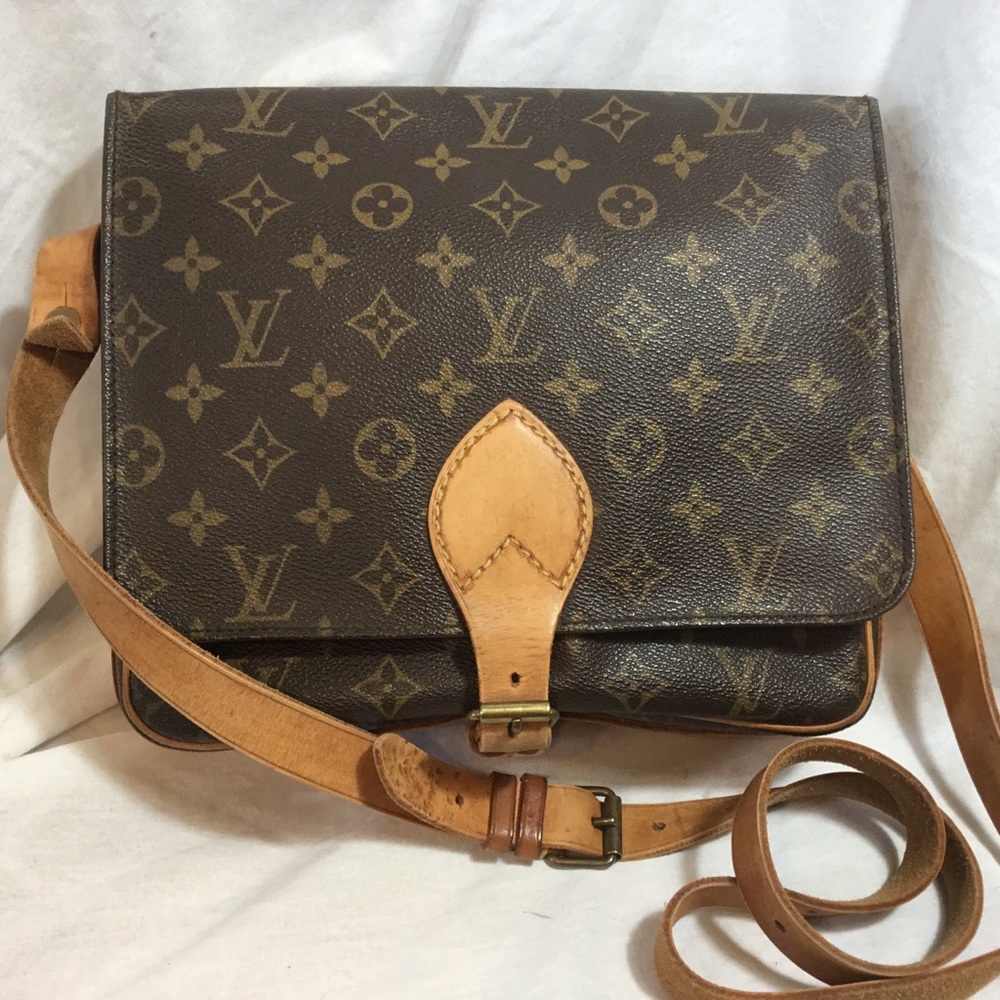 Authentic Louis Vuitton Cartouchiere GM Handbag